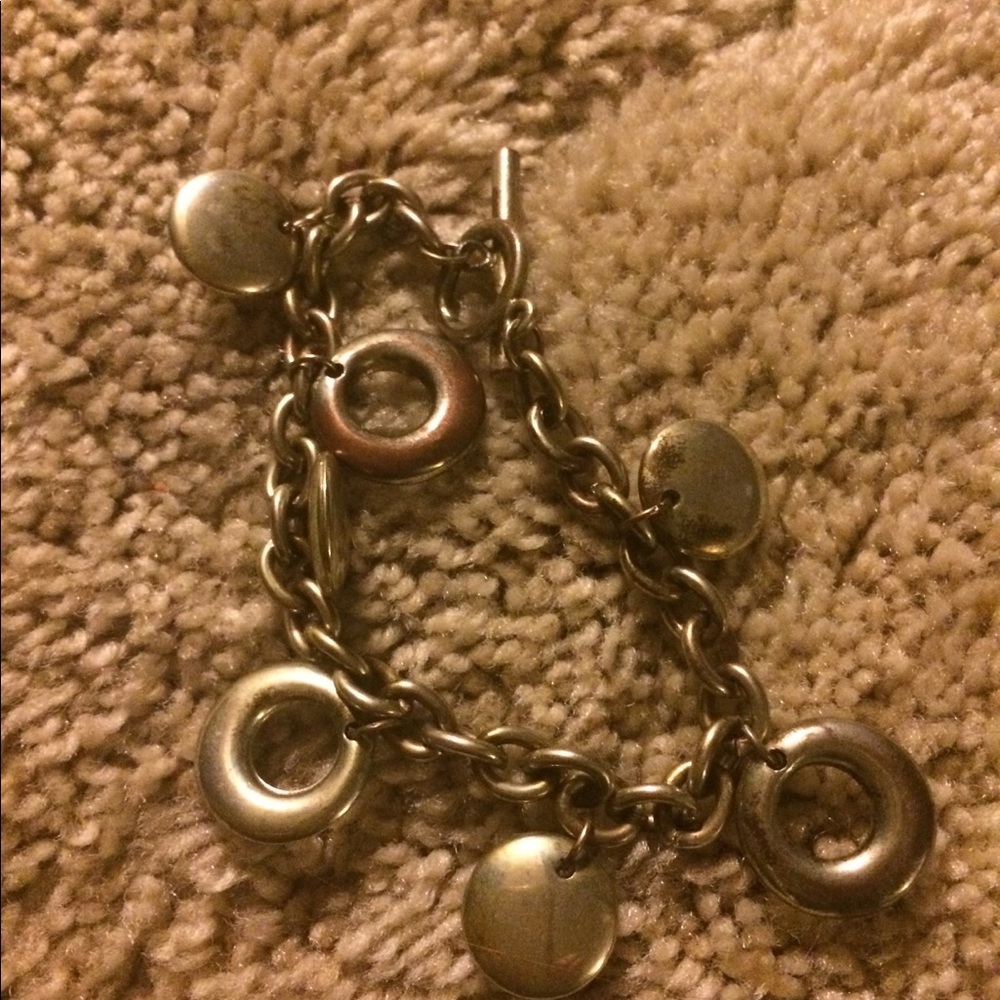 Bracelet